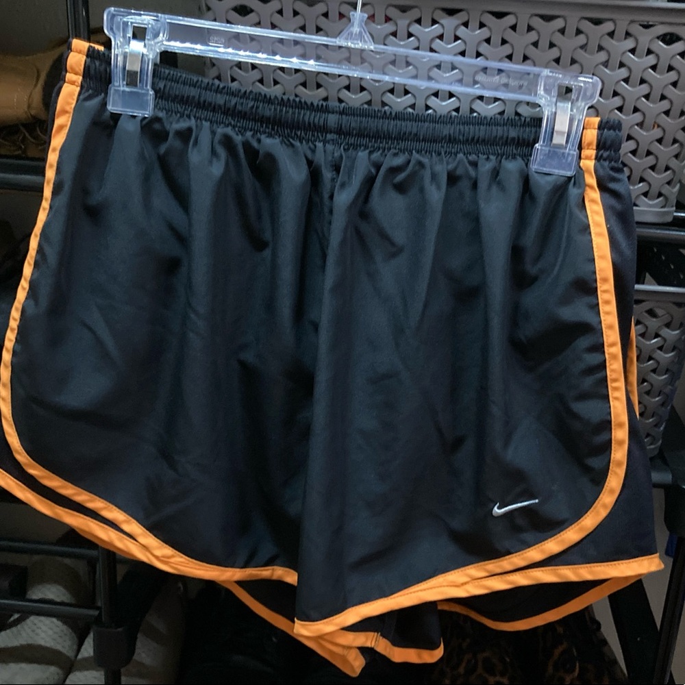 Women’s Nike Tempo Running Shorts